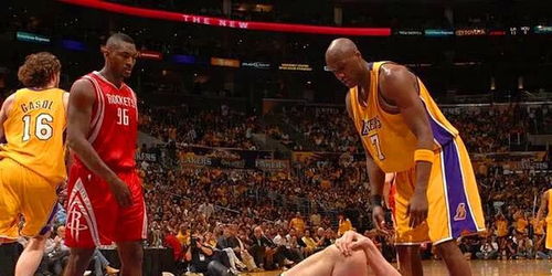 nba最让你心生悲凉的图片是哪一张 你哭了吗